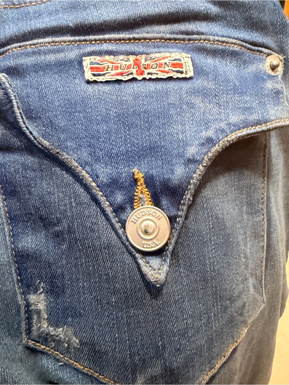 Hudson Jeans Women's Boyfriend Jeans - Medium Blue Wash with Distress - Picture 7 of 8